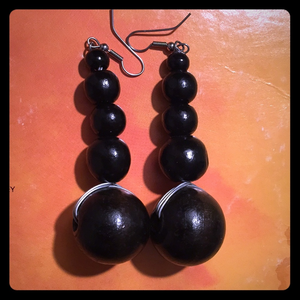 5 wooden balls!
